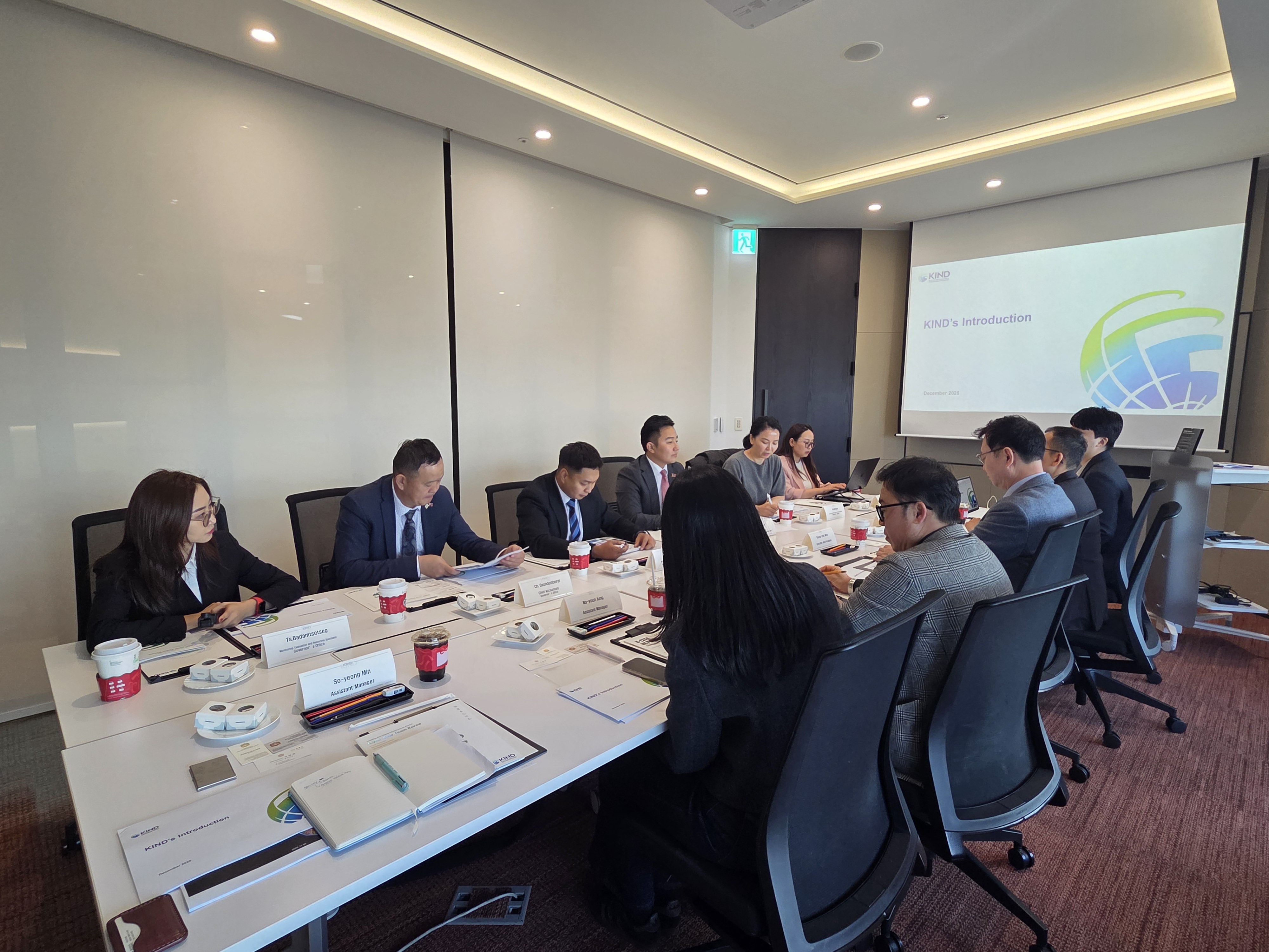 몽골 Agro-city 면담사진 2.jpg