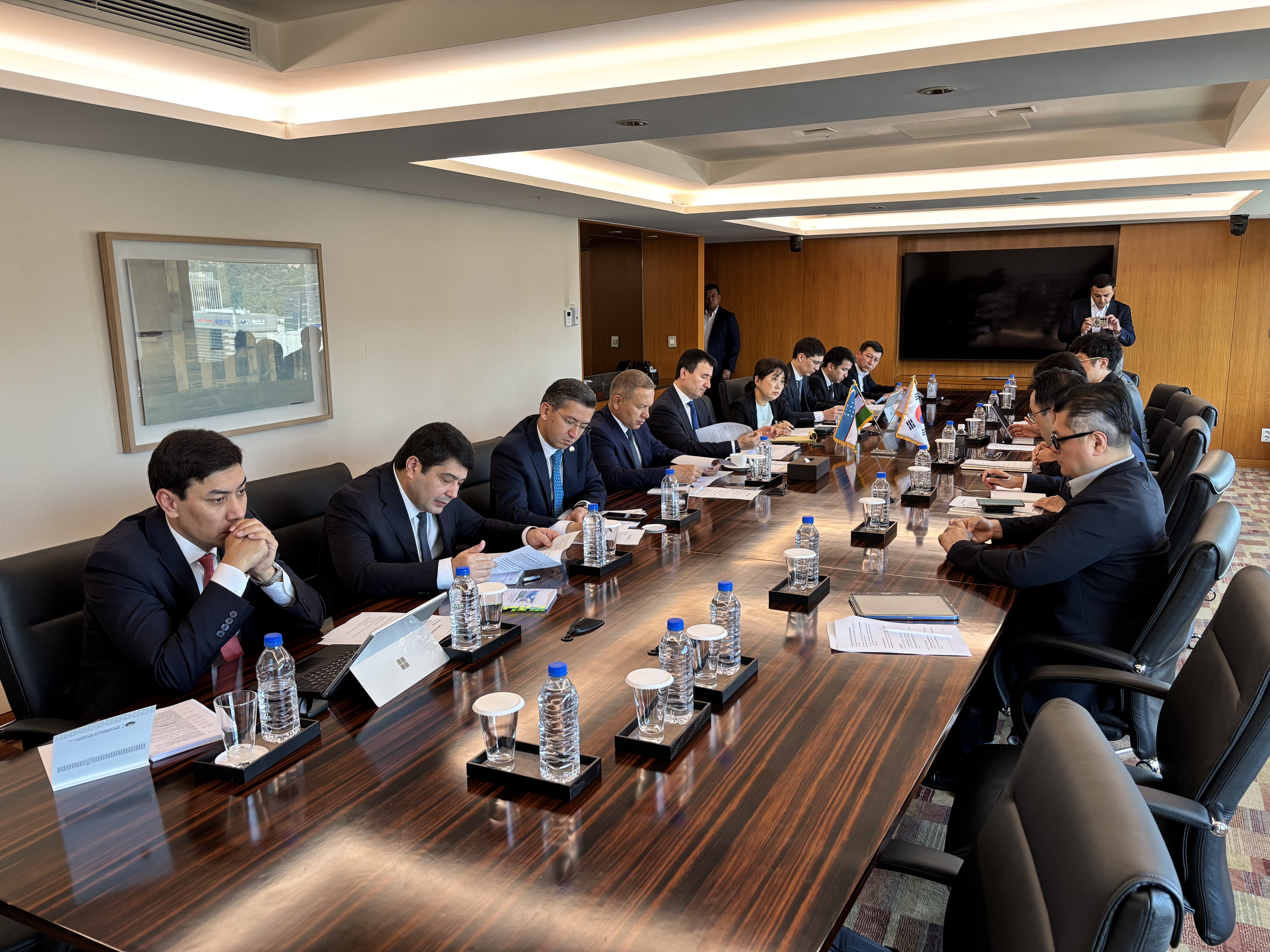 우즈베키스탄 부총리 면담