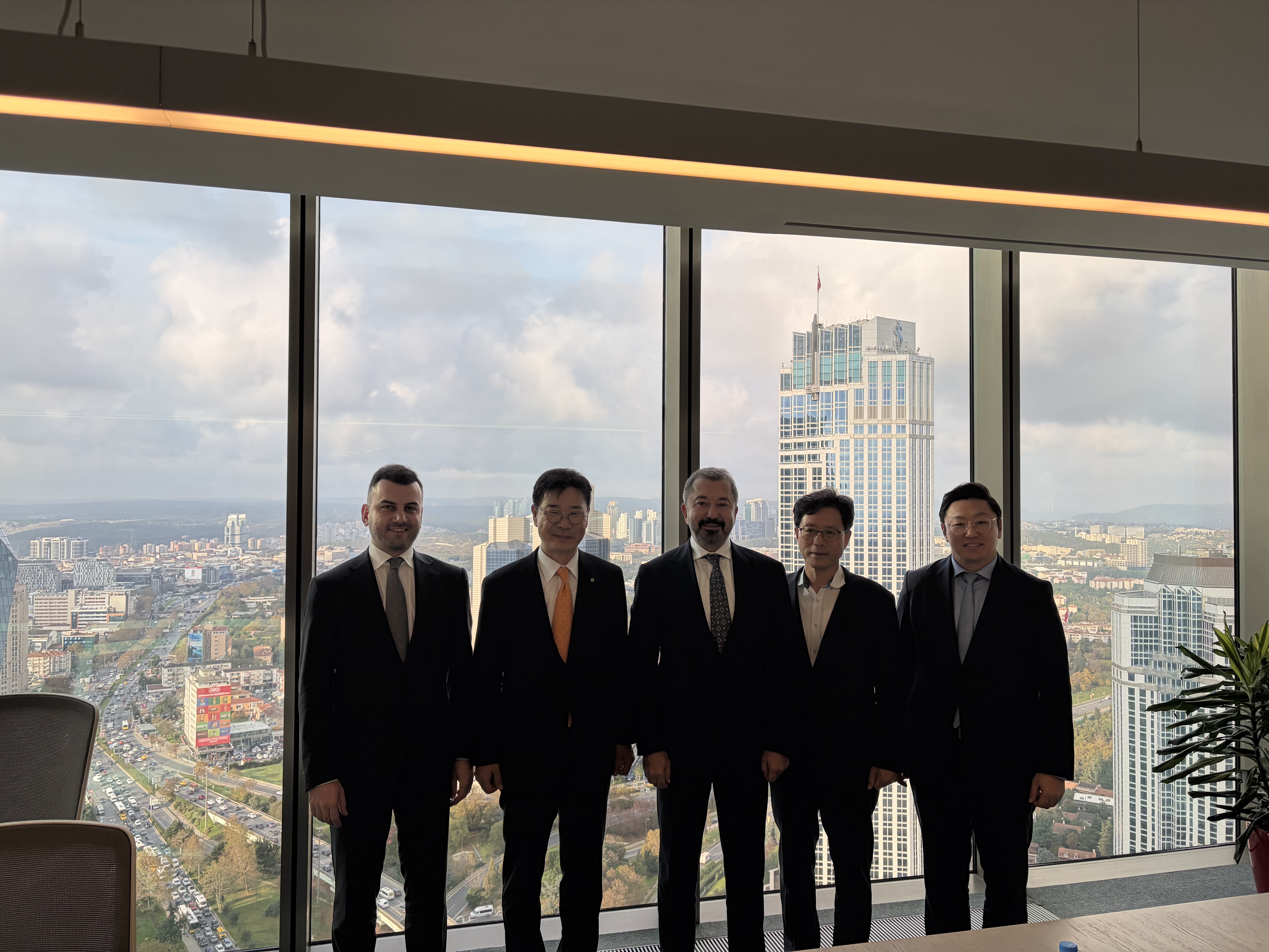 4. Ronesans 면담.jpg