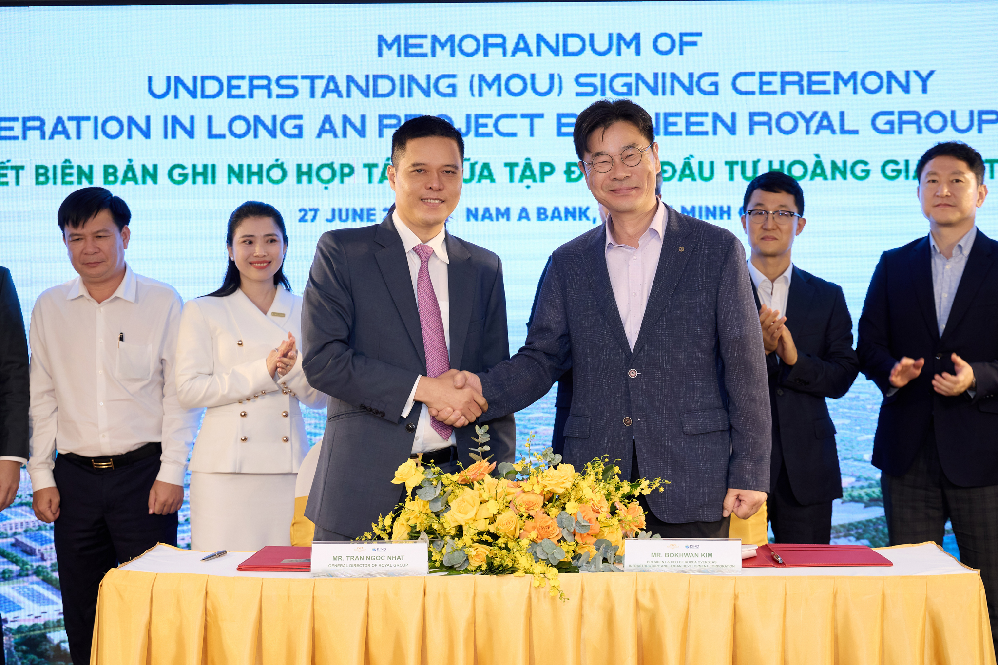 KIND-Royal Group MOU 사진3.jpg