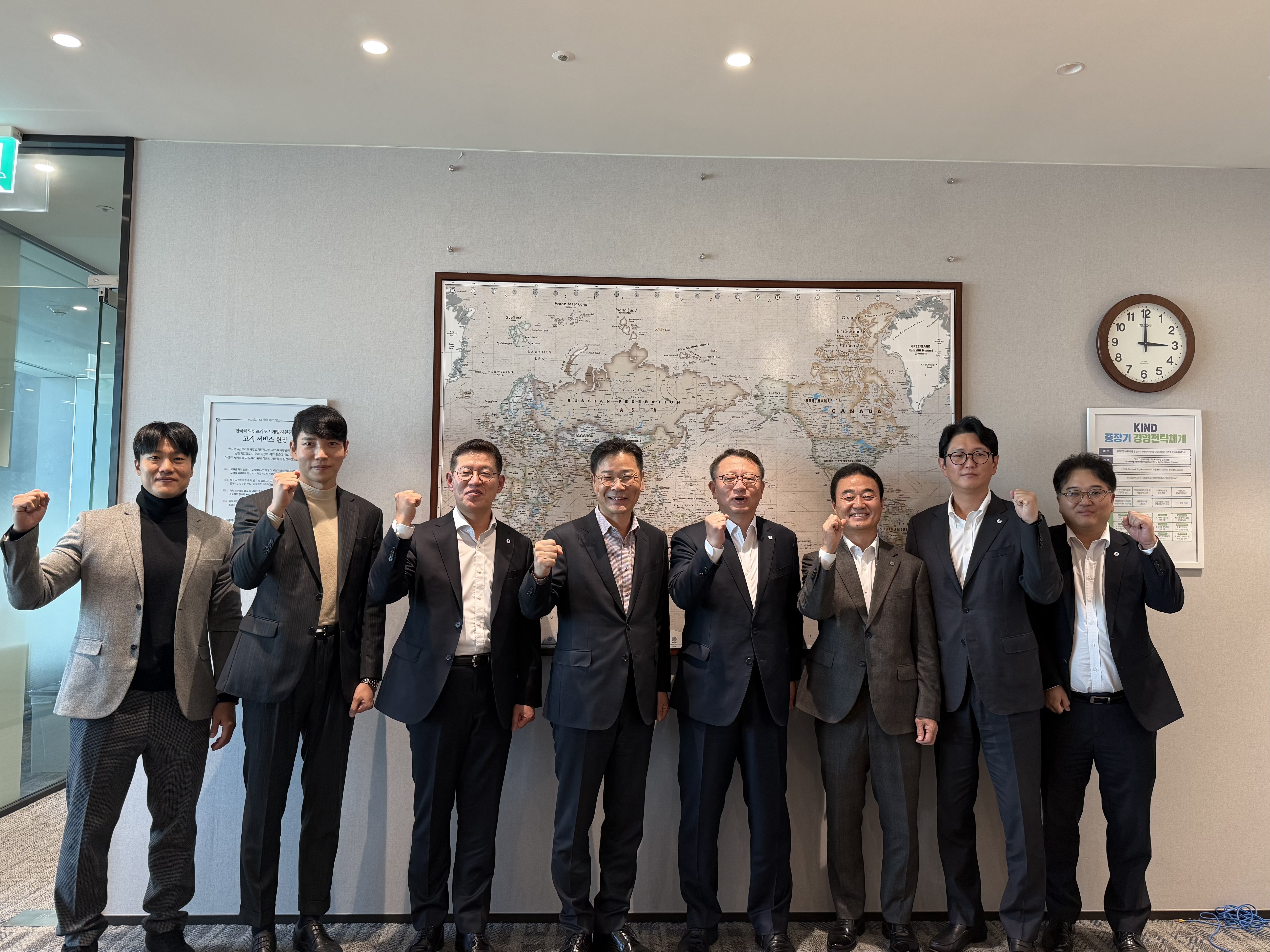 우리은행 면담사진2.jpg