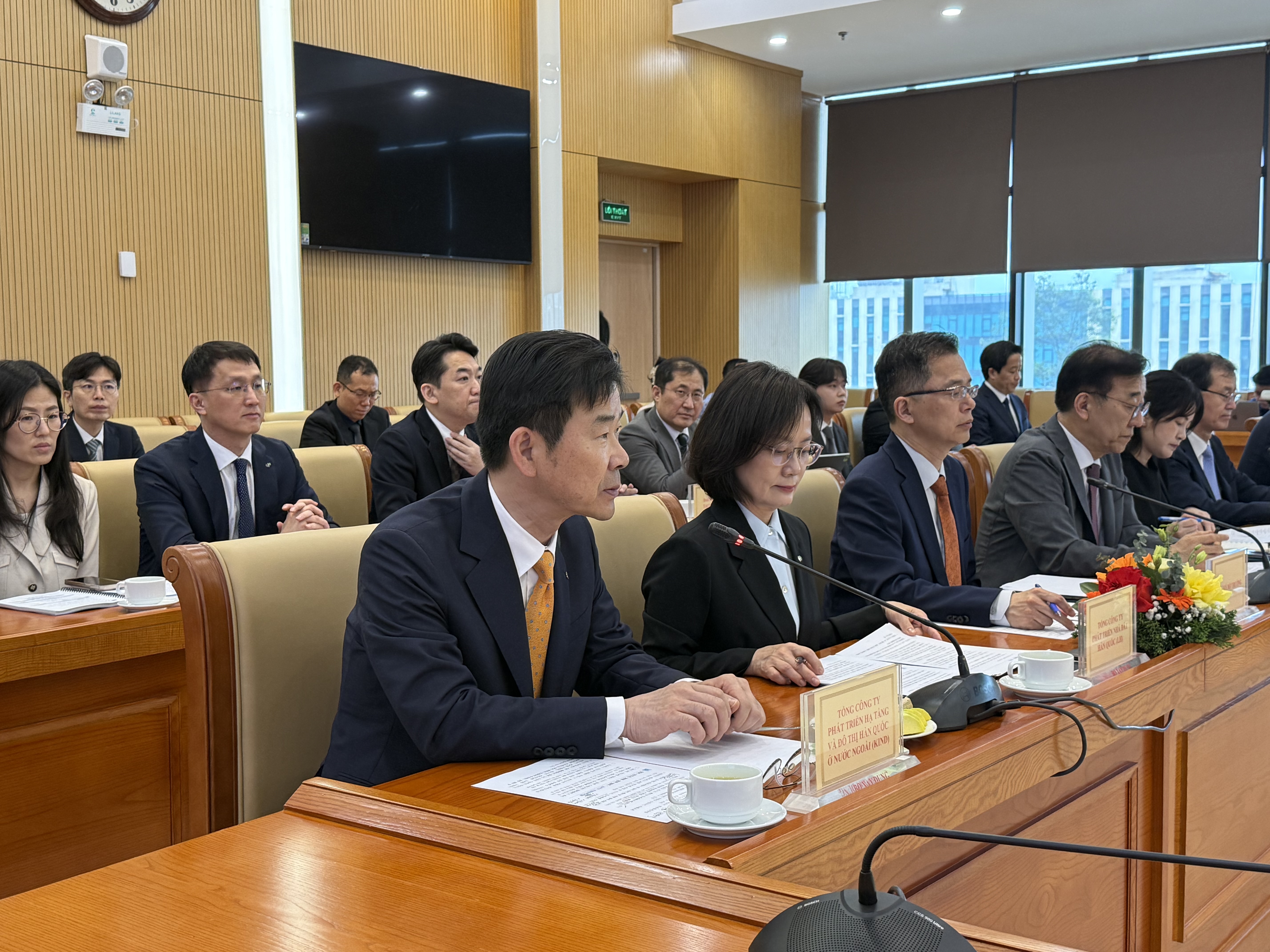 베 건설부 장관 면담(2).jpg