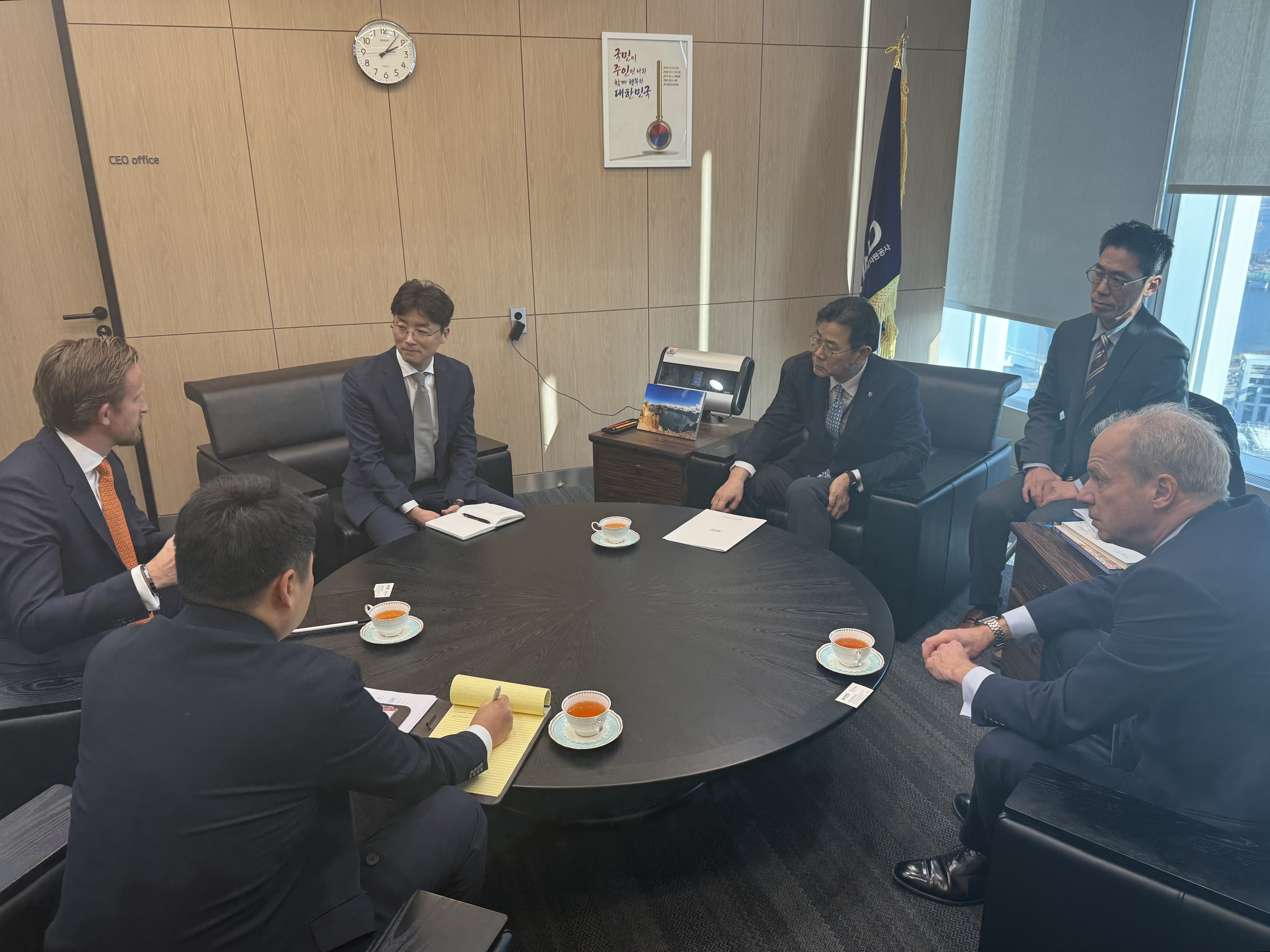 260128_Aberdeen 면담_1.jpg